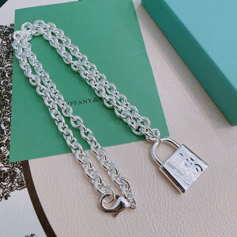 Tiffany necklace 11yxx163